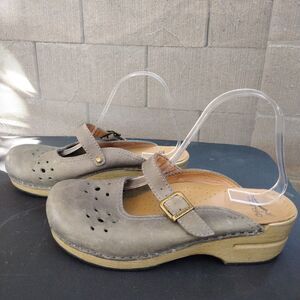 Dansko Merrie Clogs Sz 39 US 8.5/9 Mary Jane Buckle Mules Leather Greenish Gray